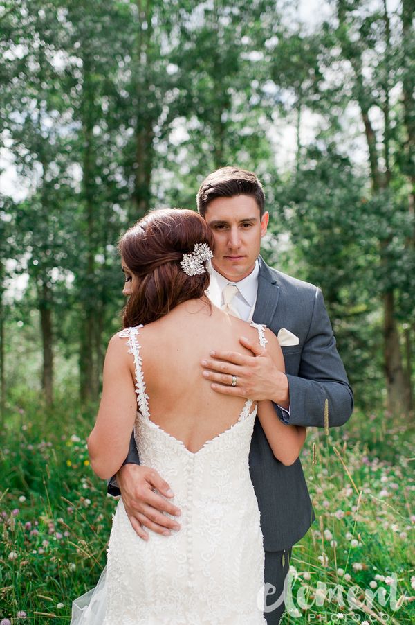 gorgeous lace wedding dress