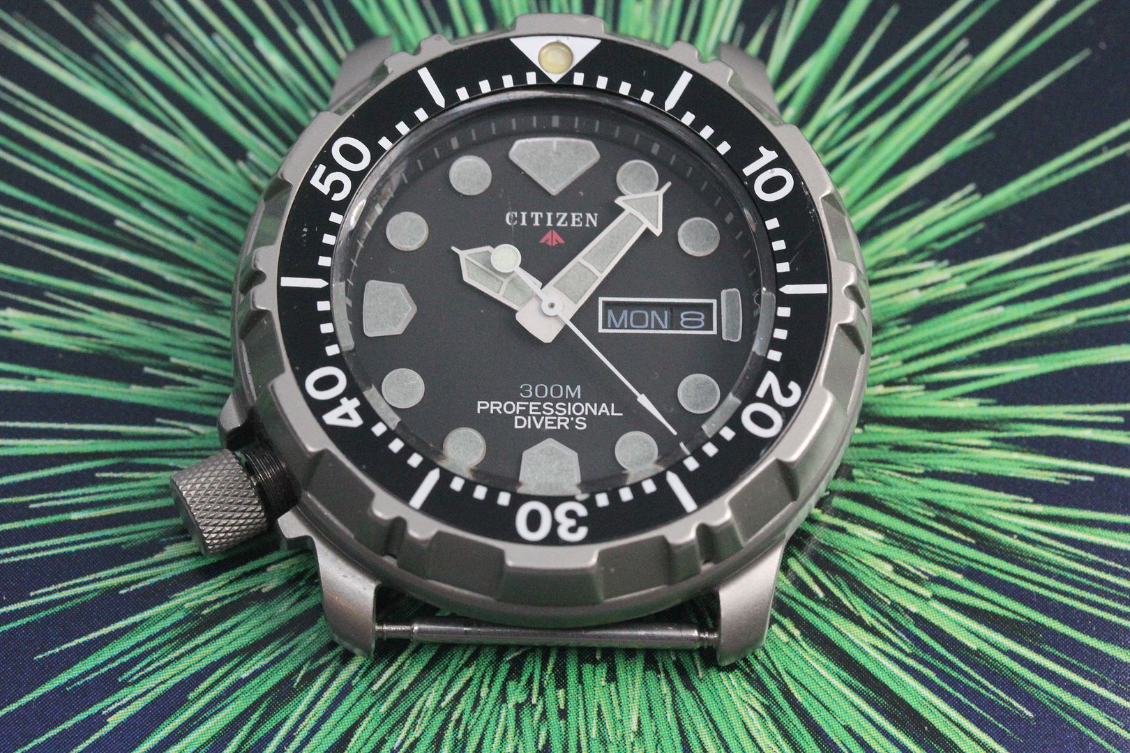 citizen divers watch 300m titanium