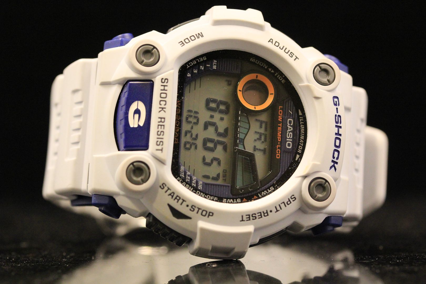 g7900 white