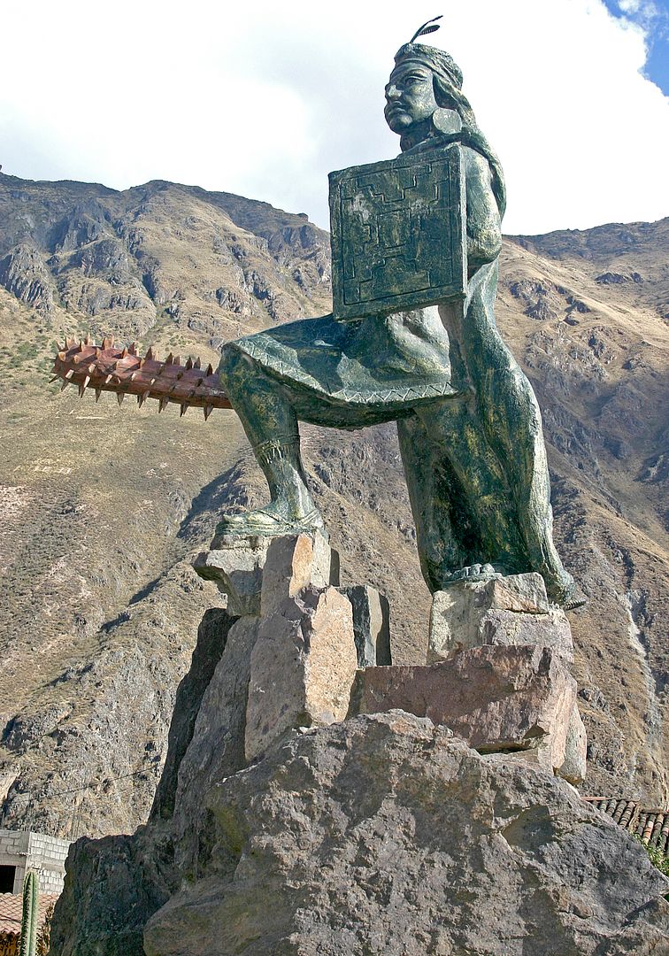 Statue_of_the_Inca_Emperor_Pachecuti_zps816d8fea.jpg
