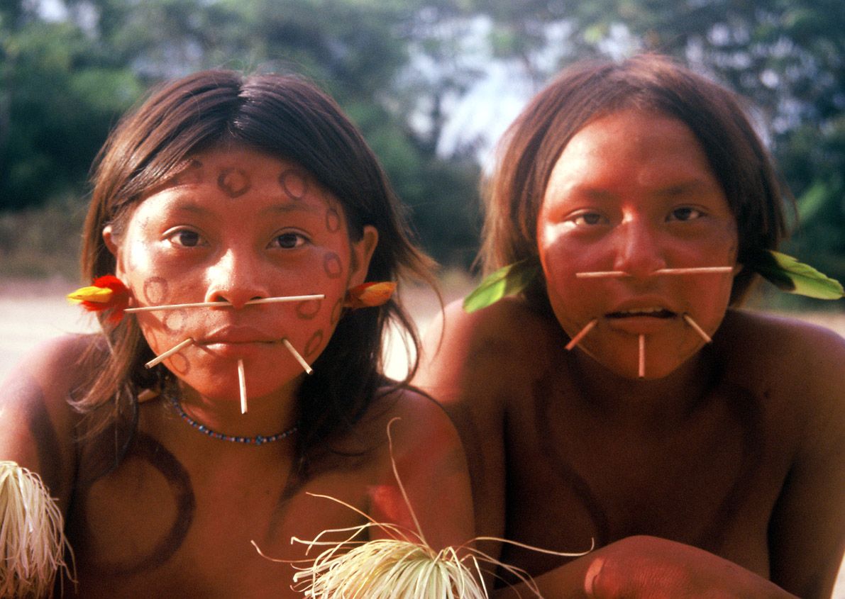 yanomami_girlsv_zpsb4829dcf.jpg