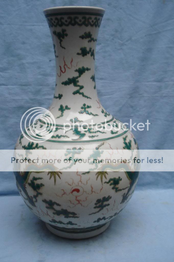 Beautiful Famille Rose Green Dragons Porcelain Vase  